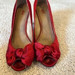 Satin Red Bow heels